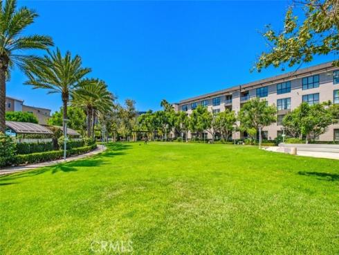 85  Waldorf  , Irvine, CA