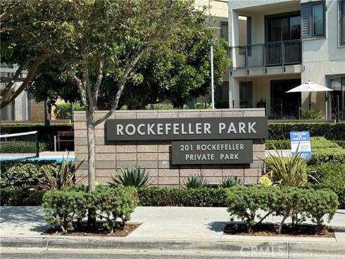 523  Rockefeller  , Irvine, CA