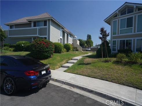 173  Oval  2  Road, Irvine, CA