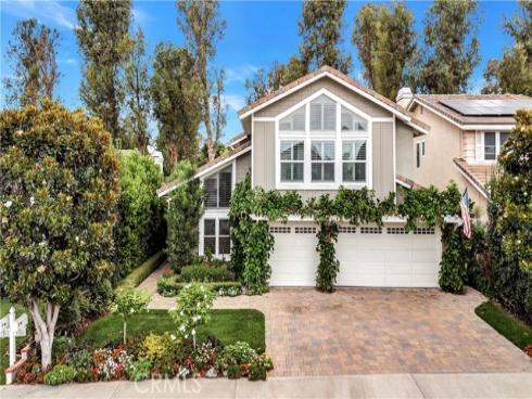 36  Brena  , Irvine, CA