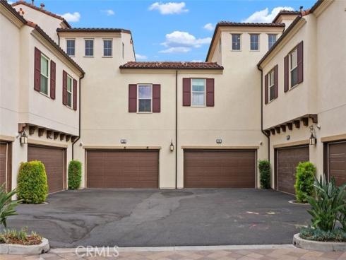 286  Borrego  , Irvine, CA