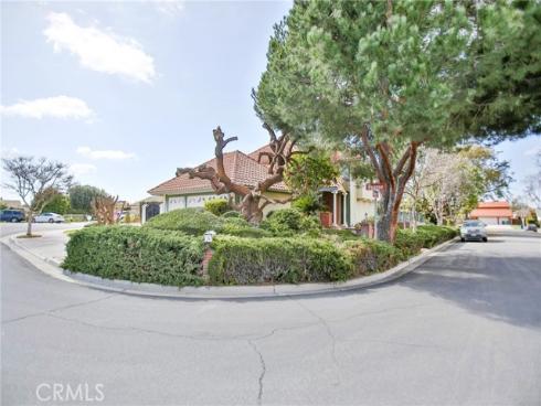 2  Roanne   Circle, Irvine, CA