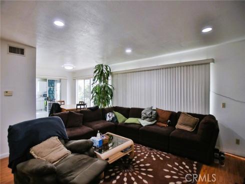 2  Roanne   Circle, Irvine, CA