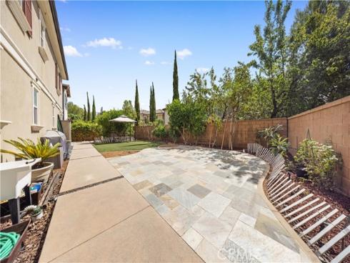 236  Desert Bloom  , Irvine, CA