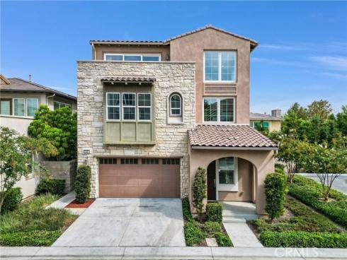 60  Swift  , Irvine, CA