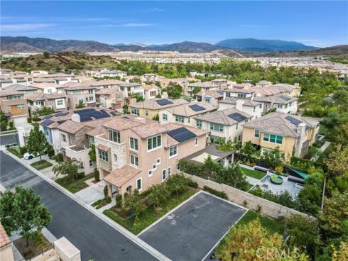 60  Swift  , Irvine, CA