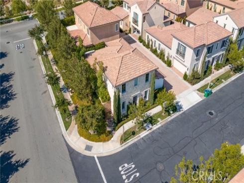 113  Vigna  , Irvine, CA