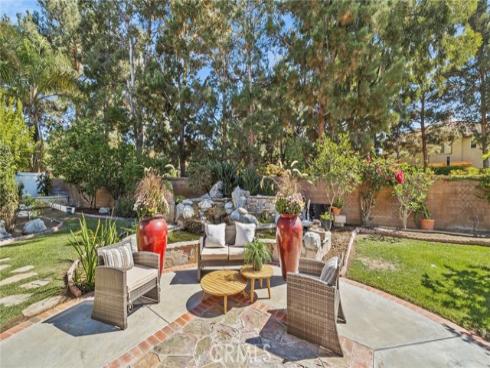 6  Henna  , Irvine, CA