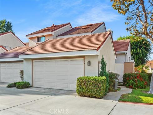 36  Wellesley  , Irvine, CA