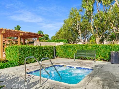 36  Wellesley  , Irvine, CA