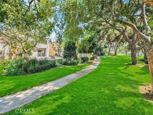 60  Willow Tree   Lane, Irvine, CA