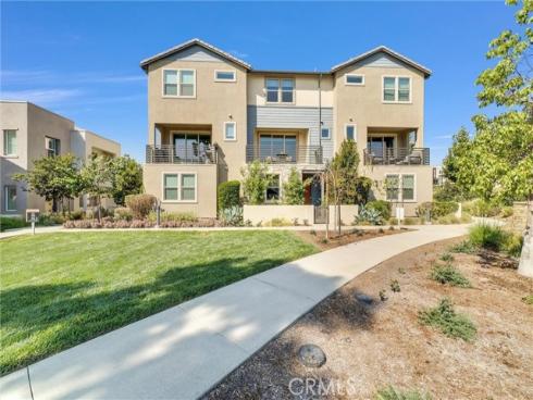 250  Keeper  , Irvine, CA