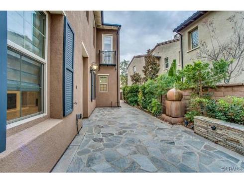 22  Upperbend  , Irvine, CA