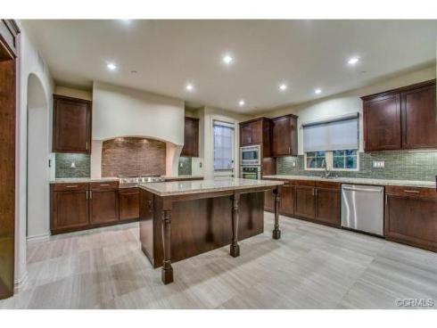 22  Upperbend  , Irvine, CA