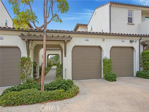 709  Trailblaze  , Irvine, CA