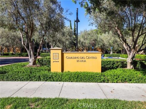 64  Chianti  , Irvine, CA