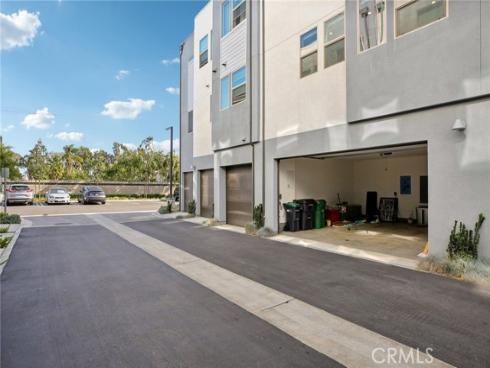 224  Placemark  , Irvine, CA