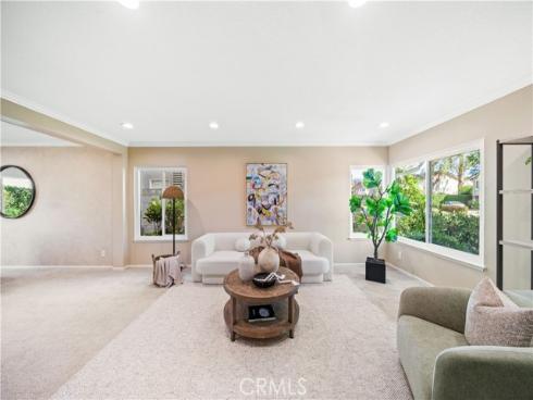 34  Fortuna  , Irvine, CA