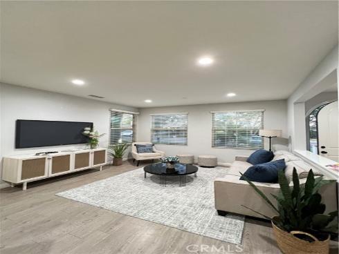 511  Rush Lily  , Irvine, CA