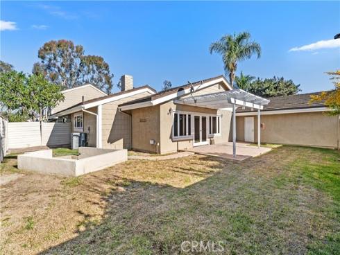 42  Lone Pine  , Irvine, CA