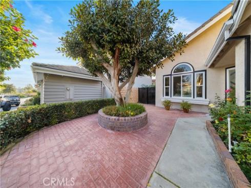 12  Wickland  , Irvine, CA