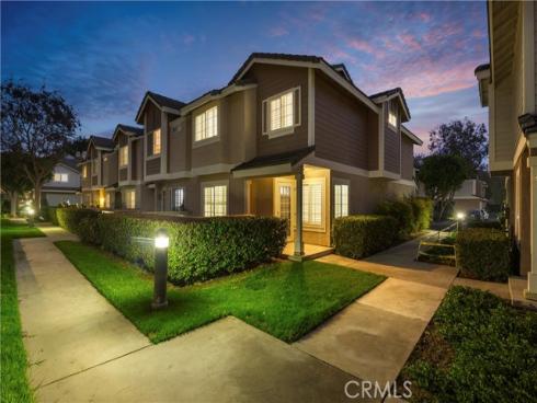 60  Christamon S  , Irvine, CA