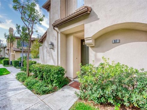 97  Sapphire  39 , Irvine, CA