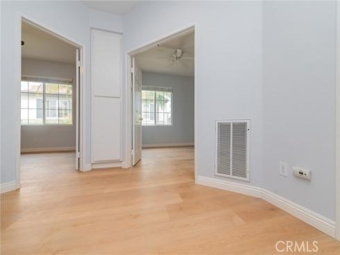 807 Yorkshire , Irvine, CA