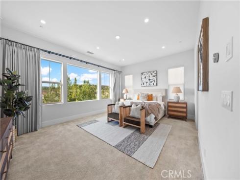 63 Longchamp , Irvine, CA