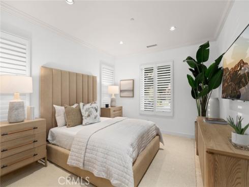 70 Livia , Irvine, CA