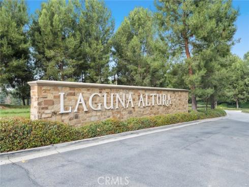 70 Livia , Irvine, CA