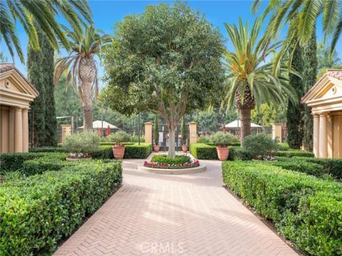 70 Livia , Irvine, CA