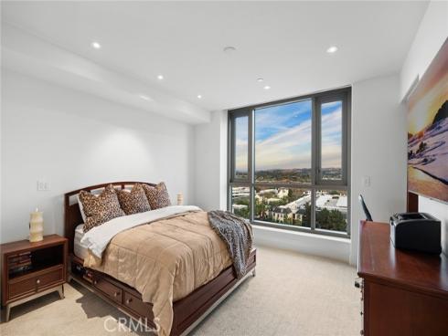 5114  Scholarship  , Irvine, CA