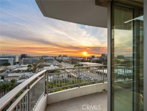 5114  Scholarship  , Irvine, CA