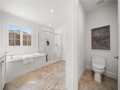 146 Bellini , Irvine, CA