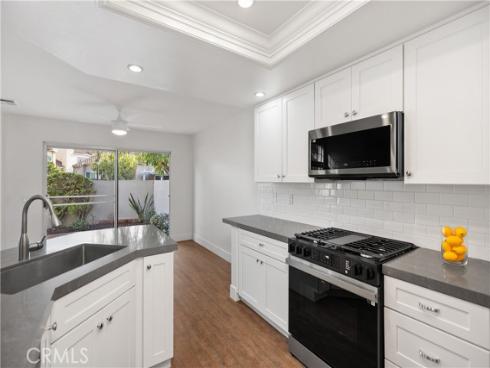 140 Almador , Irvine, CA