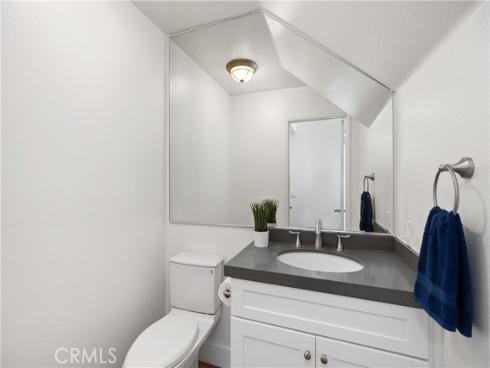 140 Almador , Irvine, CA