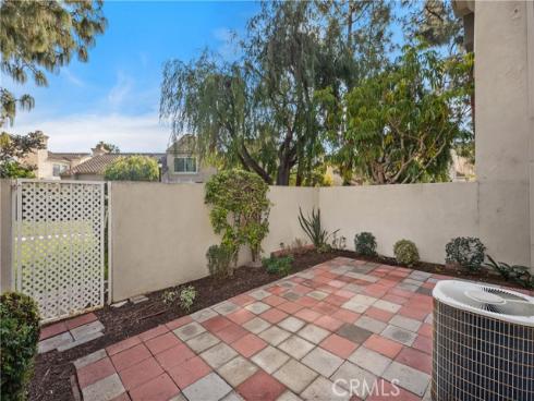 140 Almador , Irvine, CA