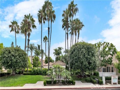 140 Almador , Irvine, CA