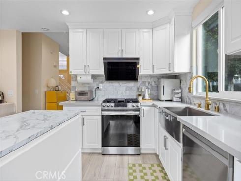 222 Monroe 82 , Irvine, CA