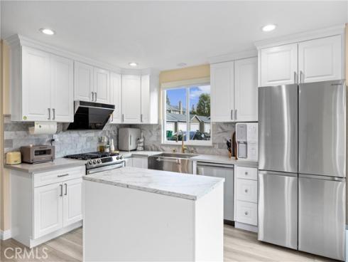 222 Monroe 82 , Irvine, CA