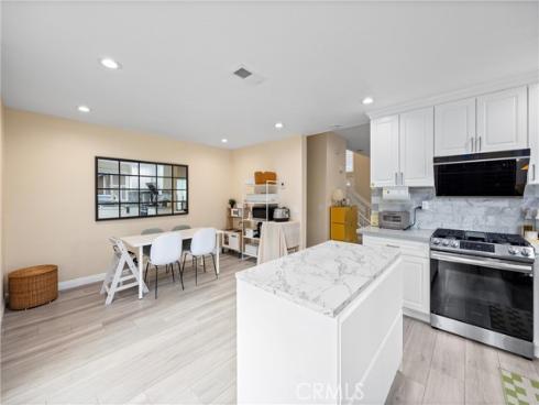 222 Monroe 82 , Irvine, CA