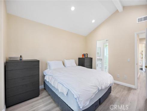 222 Monroe 82 , Irvine, CA