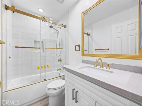 222 Monroe 82 , Irvine, CA