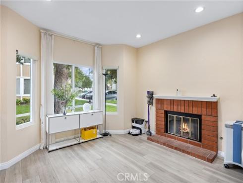 222 Monroe 82 , Irvine, CA