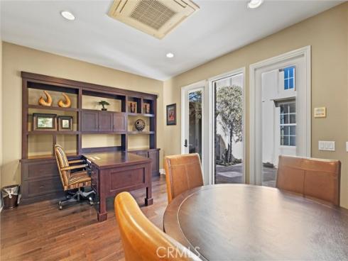 37 Triple Leaf , Irvine, CA