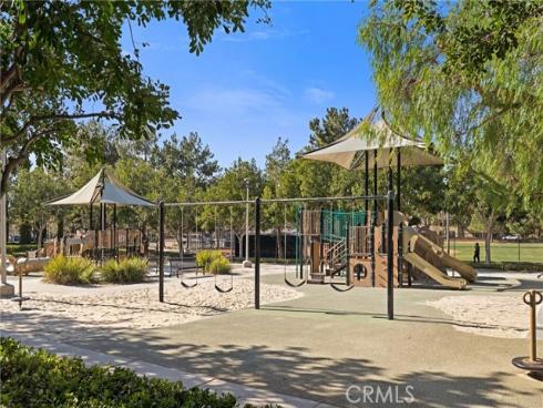 37 Triple Leaf , Irvine, CA