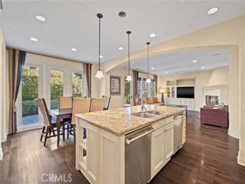 37 Triple Leaf , Irvine, CA