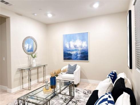 158 Scale , Irvine, CA