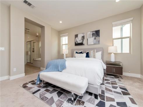 158 Scale , Irvine, CA